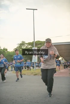 Runner Photo 4244643