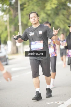 Runner Photo 4244662