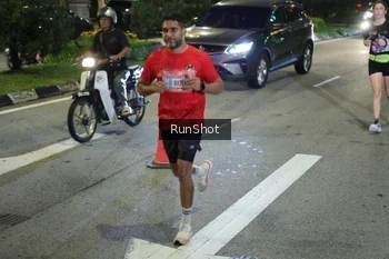 Runner Photo 4244663