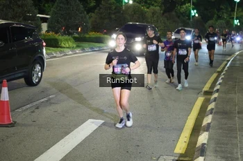Runner Photo 4244666