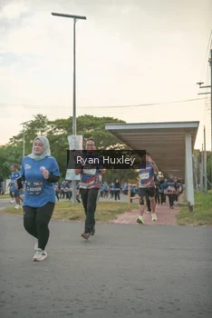Runner Photo 4244670