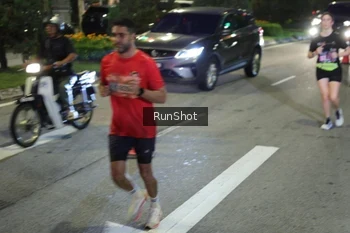 Runner Photo 4244671