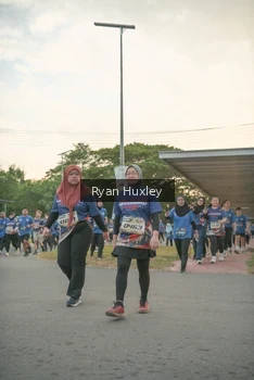 Runner Photo 4244677