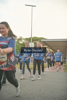 Runner Photo 4244692