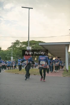 Runner Photo 4244695