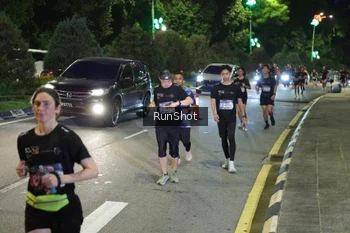 Runner Photo 4244697