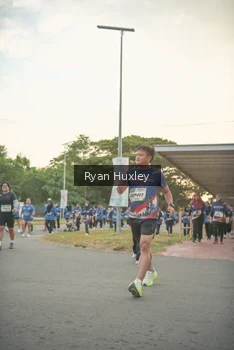 Runner Photo 4244718