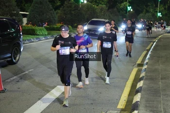 Runner Photo 4244724