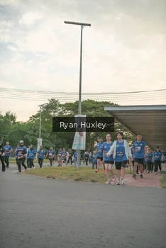 Runner Photo 4244732