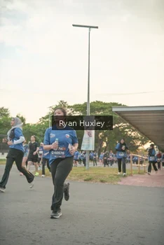 Runner Photo 4244755