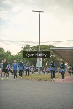 Runner Photo 4244756