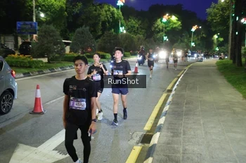Runner Photo 4244766