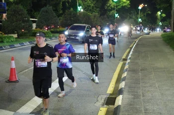 Runner Photo 4244772