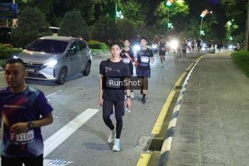 Runner Photo 4244777