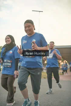 Runner Photo 4244799