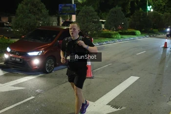 Runner Photo 4244804