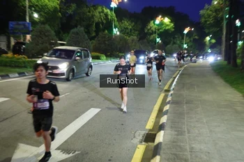 Runner Photo 4244808