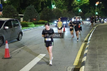 Runner Photo 4244818