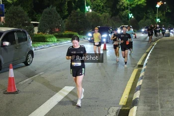 Runner Photo 4244822