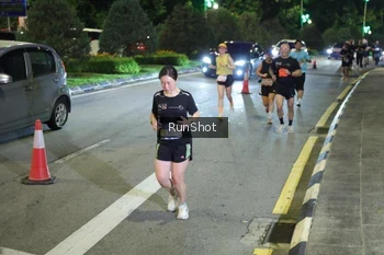 Runner Photo 4244825