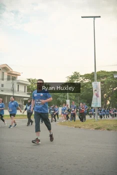 Runner Photo 4244845