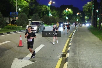 Runner Photo 4244846