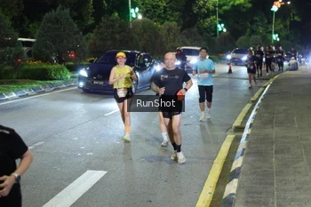 Runner Photo 4244847