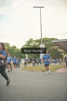 Runner Photo 4244851