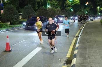 Runner Photo 4244860
