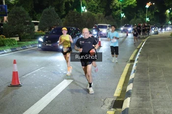 Runner Photo 4244865