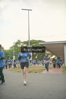 Runner Photo 4244871