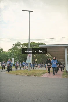 Runner Photo 4244878