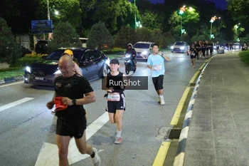 Runner Photo 4244897