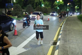 Runner Photo 4244919