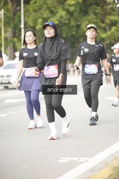 Runner Photo 4244949