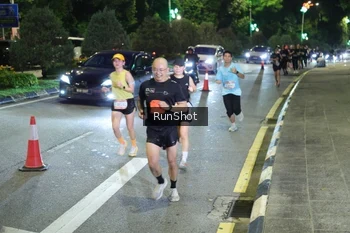 Runner Photo 4244958