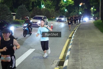 Runner Photo 4244963