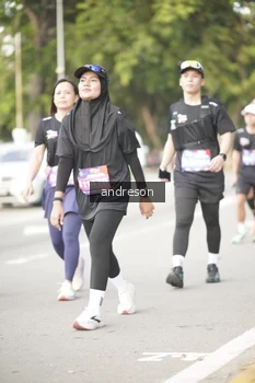 Runner Photo 4244988