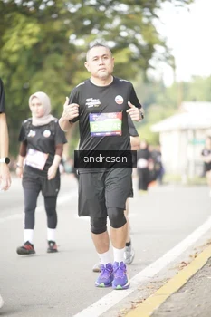 Runner Photo 4245094