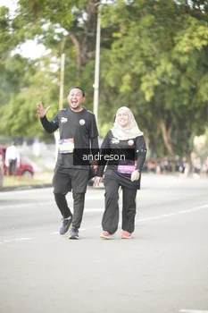 Runner Photo 4245258