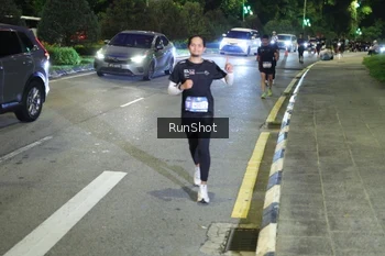 Runner Photo 4245261