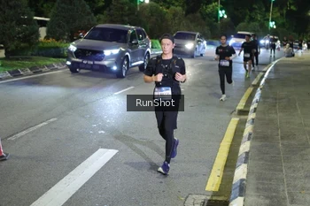 Runner Photo 4245262
