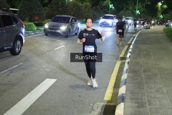 Runner Photo 4245291