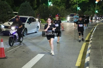 Runner Photo 4245297