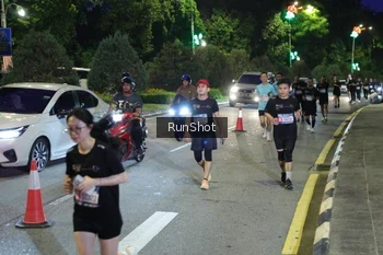 Runner Photo 4245311