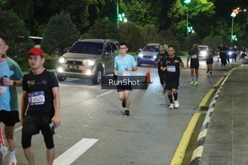 Runner Photo 4245357