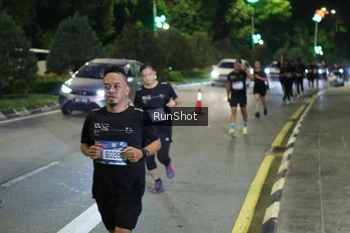 Runner Photo 4245403