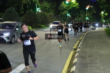 Runner Photo 4245404