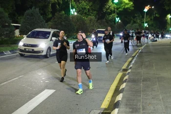 Runner Photo 4245413