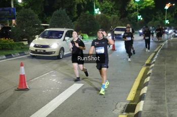 Runner Photo 4245419